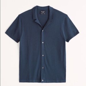 Abercrombie & Fitch Cotton-Silk Blend Button-Up Knit Polo